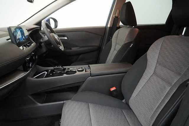 Nissan X-Trail 1.5 213 e-Power e-4ORCE AWD N-Connecta Auto with 5 Seats and 360 Cameras