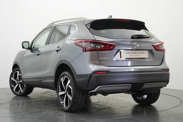 Nissan Qashqai 1.3 DIG-T 160 Tekna DCT Auto with Glass Roof and Pro Pilot Technology