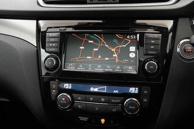 Nissan Qashqai 1.3 DIG-T 160 Tekna DCT Auto with Glass Roof and Pro Pilot Technology