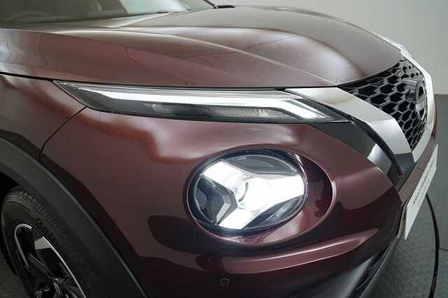 Nissan Juke 1.0 DIG-T 114 N-Connecta with Sat Nav and Rear View Camera