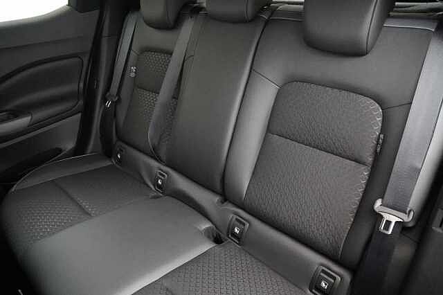 Nissan Juke 1.0 DIG-T 114 N-Connecta with Sat Nav and Rear View Camera