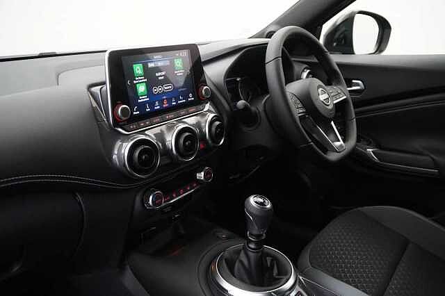 Nissan Juke 1.0 DIG-T 114 N-Connecta with Sat Nav and Rear View Camera