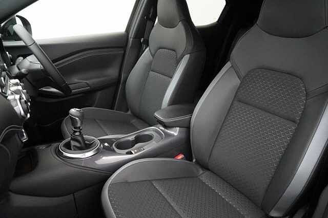 Nissan Juke 1.0 DIG-T 114 N-Connecta with Sat Nav and Rear View Camera