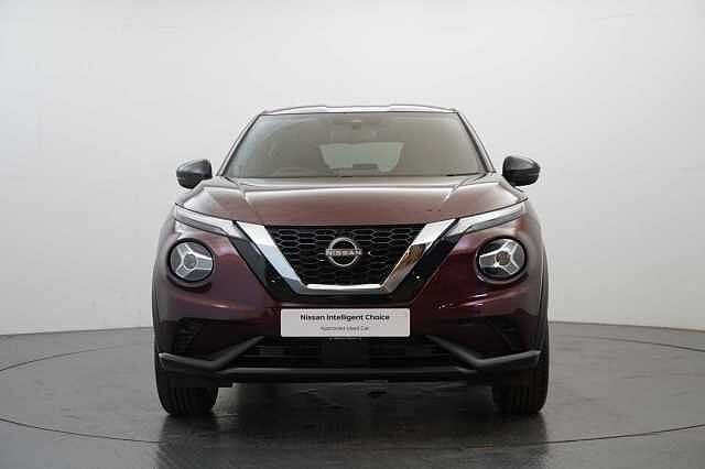 Nissan Juke 1.0 DIG-T 114 N-Connecta with Sat Nav and Rear View Camera