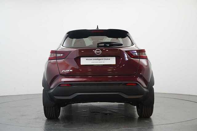 Nissan Juke 1.0 DIG-T 114 N-Connecta with Sat Nav and Rear View Camera