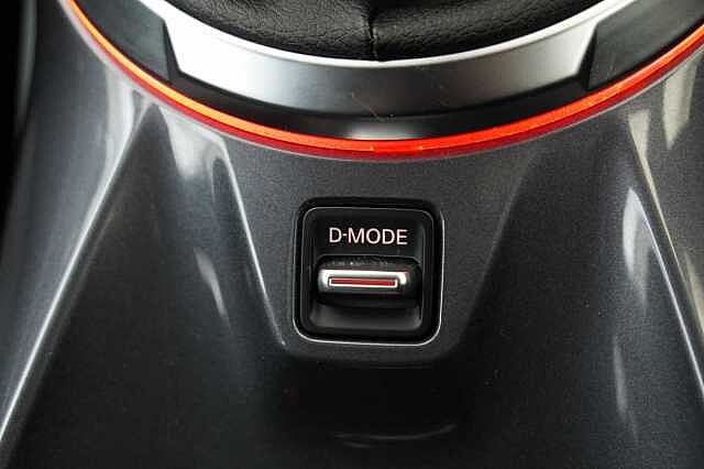 Nissan Juke 1.0 DIG-T 114 N-Connecta with Sat Nav and Rear View Camera