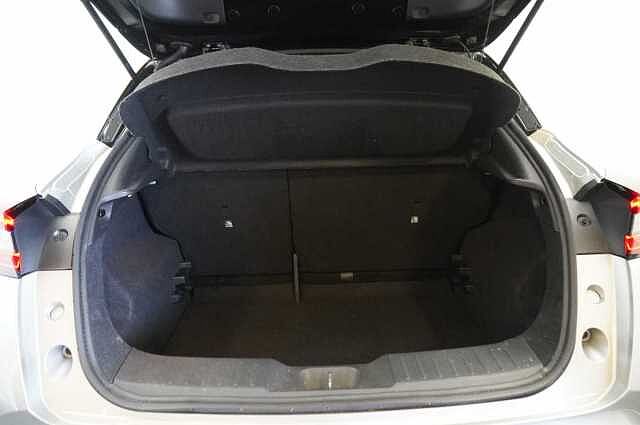 Nissan Juke 1.0 DIG-T 117 Tekna with BOSE and Drive Assist Technology + Two Tone Paint