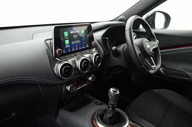 Nissan Juke 1.0 DIG-T 117 Tekna with BOSE and Drive Assist Technology + Two Tone Paint