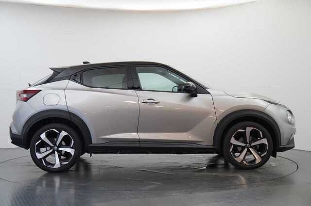 Nissan Juke 1.0 DIG-T 117 Tekna with BOSE and Drive Assist Technology + Two Tone Paint