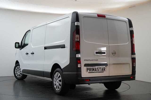 Nissan Primastar 2.0 dCi 130 Acenta L2 H1 LWB 3.0T Panel Van with Air Con