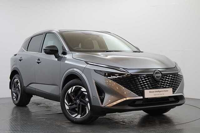 Nissan Qashqai 1.5 205 e-Power N-Connecta Auto with Glass Roof Pack + Nav and 360 Cameras