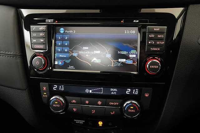 Nissan X-Trail 1.3 DIG-T 160 Acenta Premium DCT Auto with 5 Seats and Panoramic Sunroof