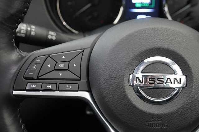 Nissan X-Trail 1.3 DIG-T 160 Acenta Premium DCT Auto with 5 Seats and Panoramic Sunroof