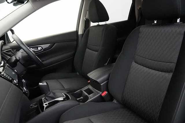 Nissan X-Trail 1.3 DIG-T 160 Acenta Premium DCT Auto with 5 Seats and Panoramic Sunroof