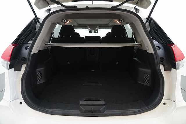 Nissan X-Trail 1.3 DIG-T 160 Acenta Premium DCT Auto with 5 Seats and Panoramic Sunroof