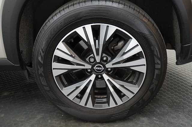 Nissan X-Trail 1.5 213 e-Power e-4ORCE AWD N-Connecta Auto with 5 Seats and 360 Cameras
