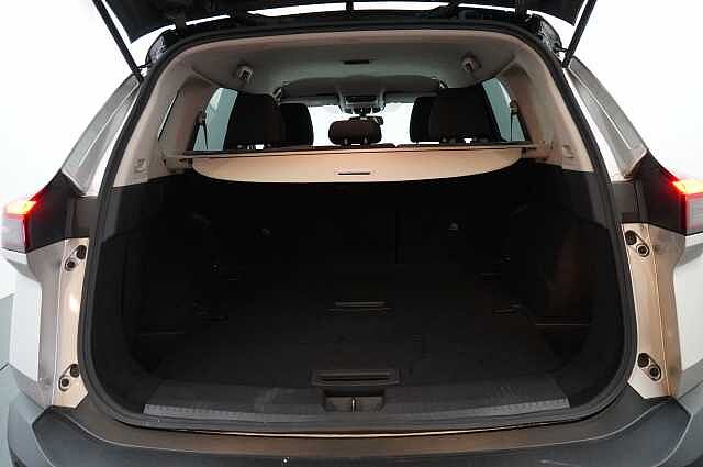 Nissan X-Trail 1.5 213 e-Power e-4ORCE AWD N-Connecta Auto with 5 Seats and 360 Cameras