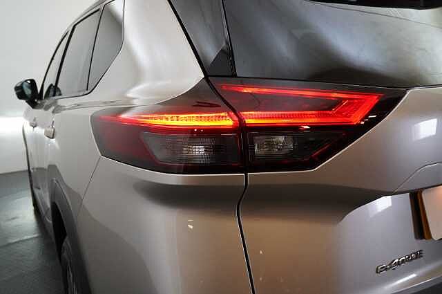 Nissan X-Trail 1.5 213 e-Power e-4ORCE AWD N-Connecta Auto with 5 Seats and 360 Cameras