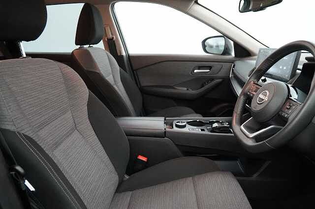 Nissan X-Trail 1.5 213 e-Power e-4ORCE AWD N-Connecta Auto with 5 Seats and 360 Cameras