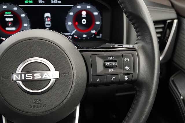 Nissan X-Trail 1.5 213 e-Power e-4ORCE AWD N-Connecta Auto with 5 Seats and 360 Cameras