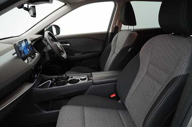 Nissan X-Trail 1.5 213 e-Power e-4ORCE AWD N-Connecta Auto with 5 Seats and 360 Cameras
