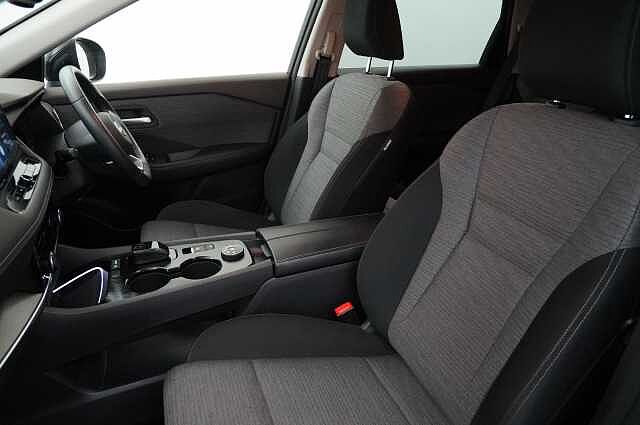 Nissan X-Trail 1.5 213 e-Power e-4ORCE AWD N-Connecta Auto with 5 Seats and 360 Cameras