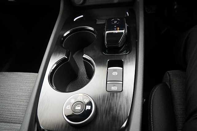 Nissan X-Trail 1.5 213 e-Power e-4ORCE AWD N-Connecta Auto with 5 Seats and 360 Cameras