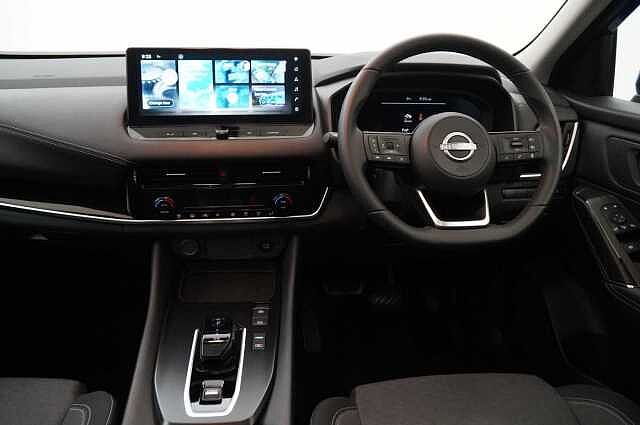 Nissan Qashqai 1.5 190 e-Power N-Connecta Auto with Glass Roof Pack + Nav and 360 Cameras