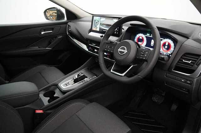 Nissan Qashqai 1.5 190 e-Power N-Connecta Auto with Glass Roof Pack + Nav and 360 Cameras