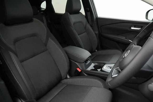 Nissan Qashqai 1.5 190 e-Power N-Connecta Auto with Glass Roof Pack + Nav and 360 Cameras