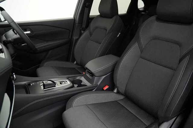 Nissan Qashqai 1.5 190 e-Power N-Connecta Auto with Glass Roof Pack + Nav and 360 Cameras