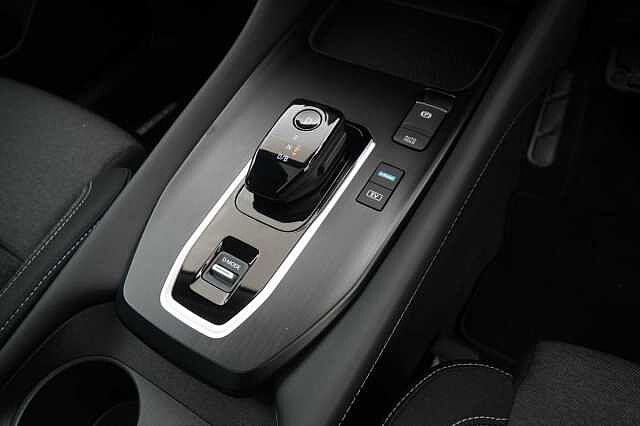 Nissan Qashqai 1.5 190 e-Power N-Connecta Auto with Glass Roof Pack + Nav and 360 Cameras