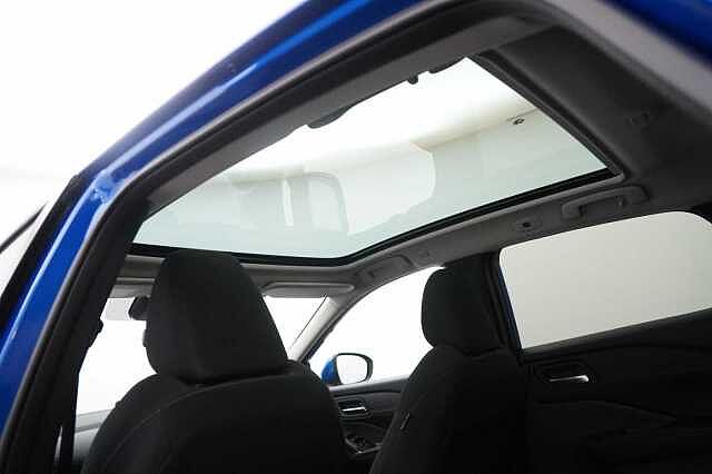 Nissan Qashqai 1.5 190 e-Power N-Connecta Auto with Glass Roof Pack + Nav and 360 Cameras