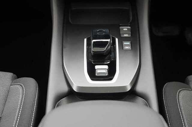 Nissan Qashqai 1.5 190 e-Power N-Connecta Auto with Glass Roof Pack + Nav and 360 Cameras