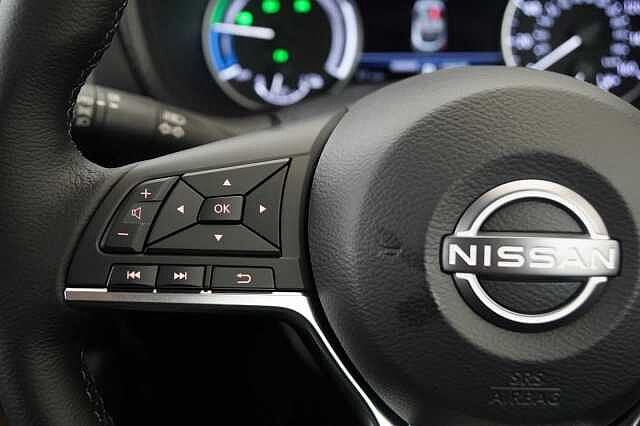 Nissan Juke 1.6 143 HEV Hybrid N-Connecta Auto with Sat Nav and Rear View Camera