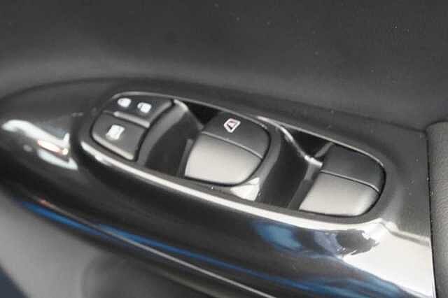 Nissan Juke 1.6 112 Tekna with BOSE Audio + Sat Nav and 360 View Cameras